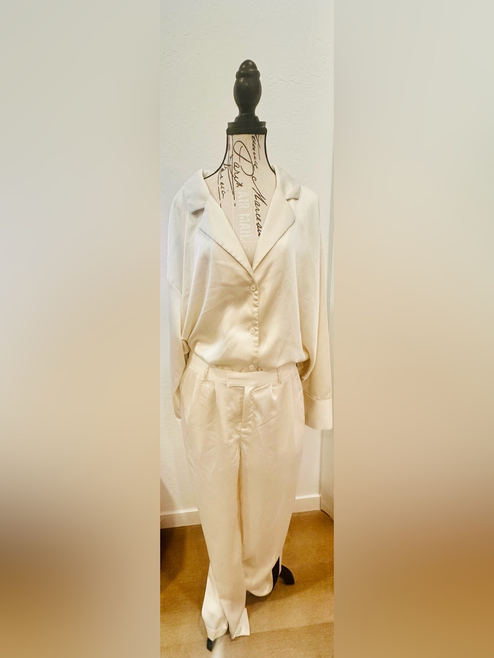 Elegant Cream Satin Pant-Suit - Relaxed Fit